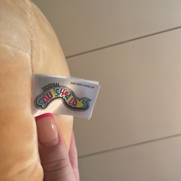 Chanel the cinnamon bun - Picture 3 of 5